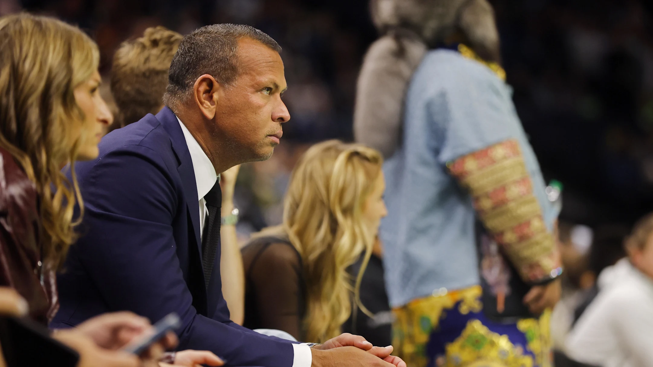 Taylor loses: Lore, A-Rod to take over Wolves, Lynx Taylor loses: Lore, A-Rod to take over Wolves, Lynx