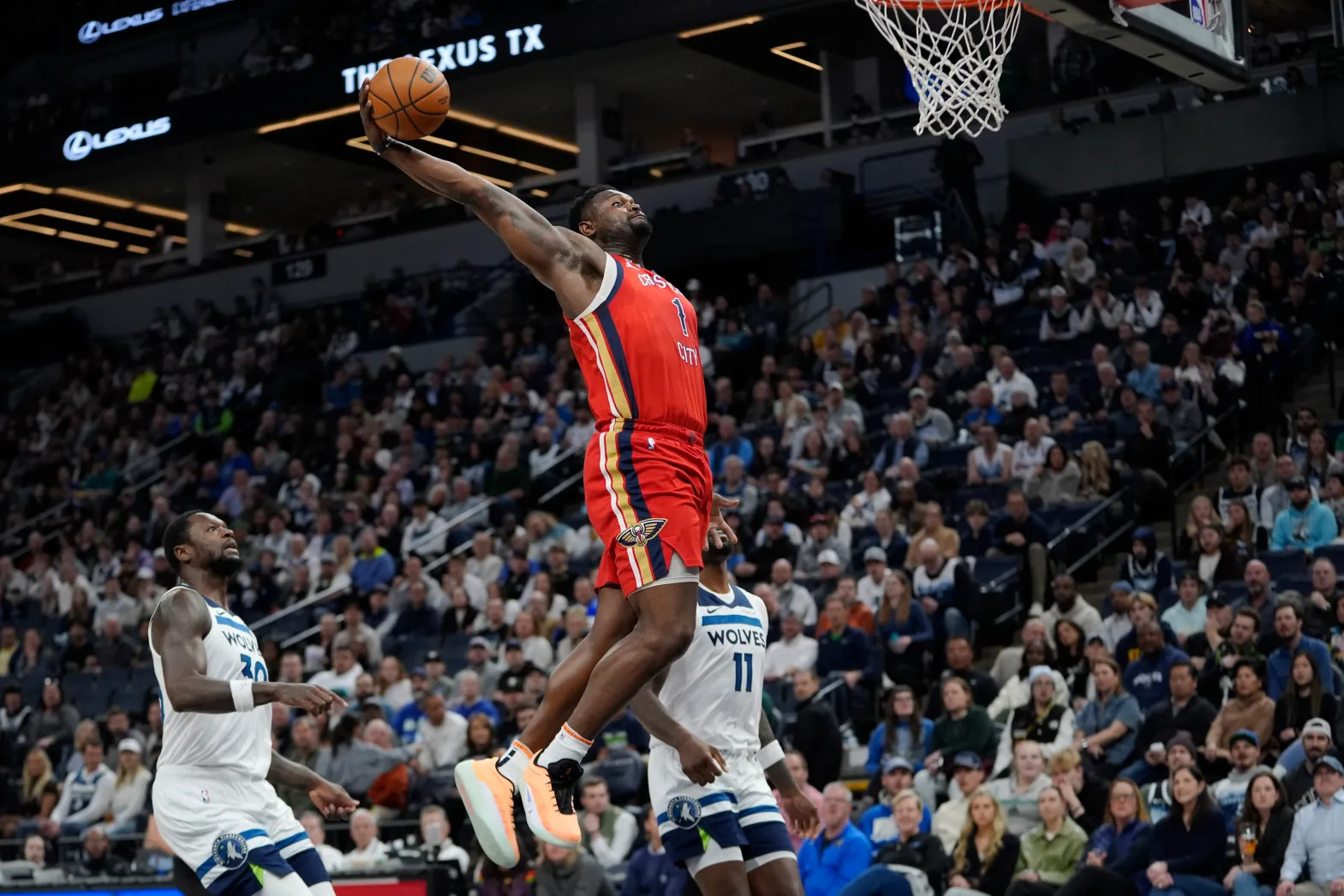 Wolves drop second straight Wolves drop second straight